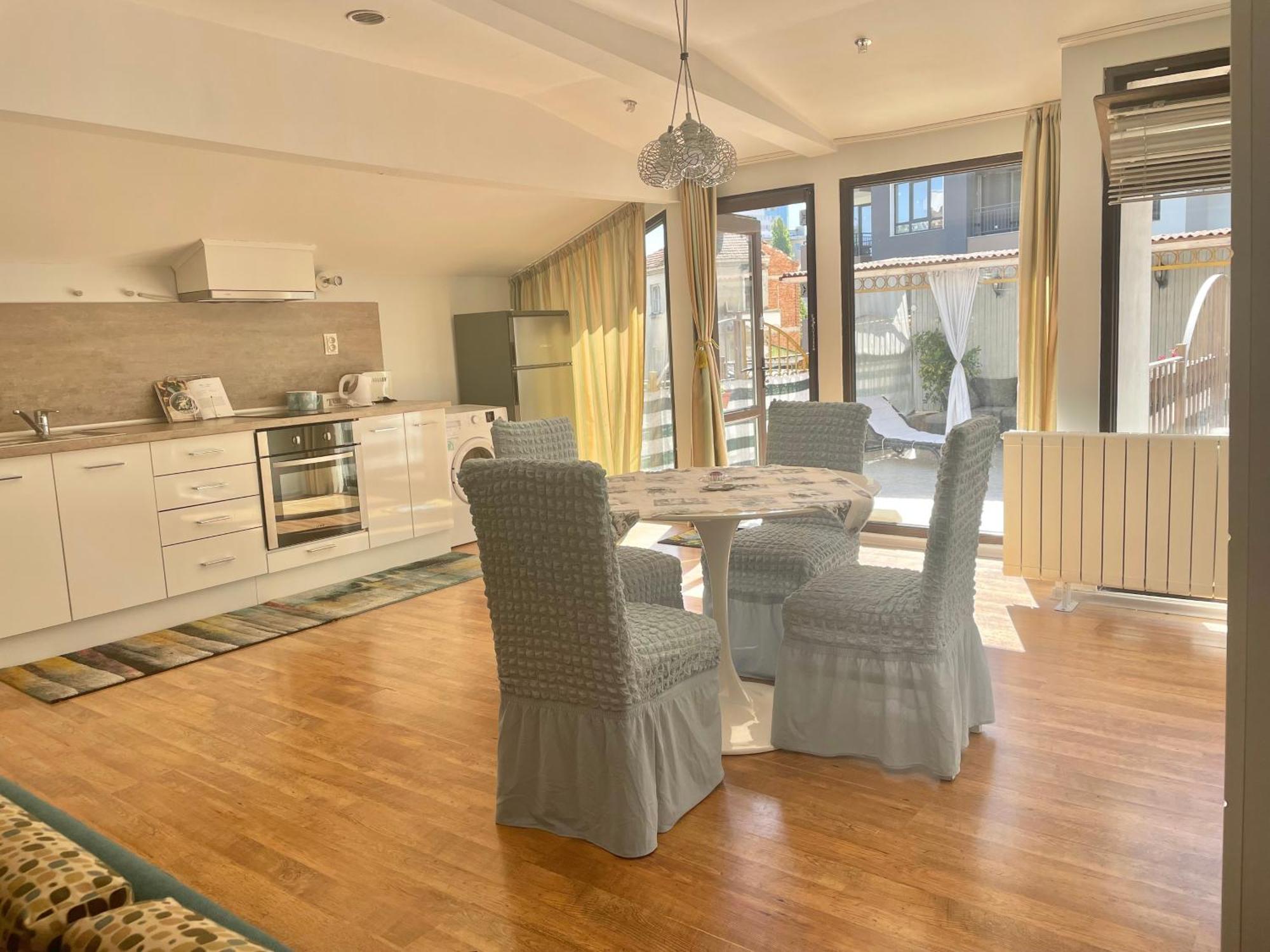 White Rose Guest Rooms Burgas Exterior foto