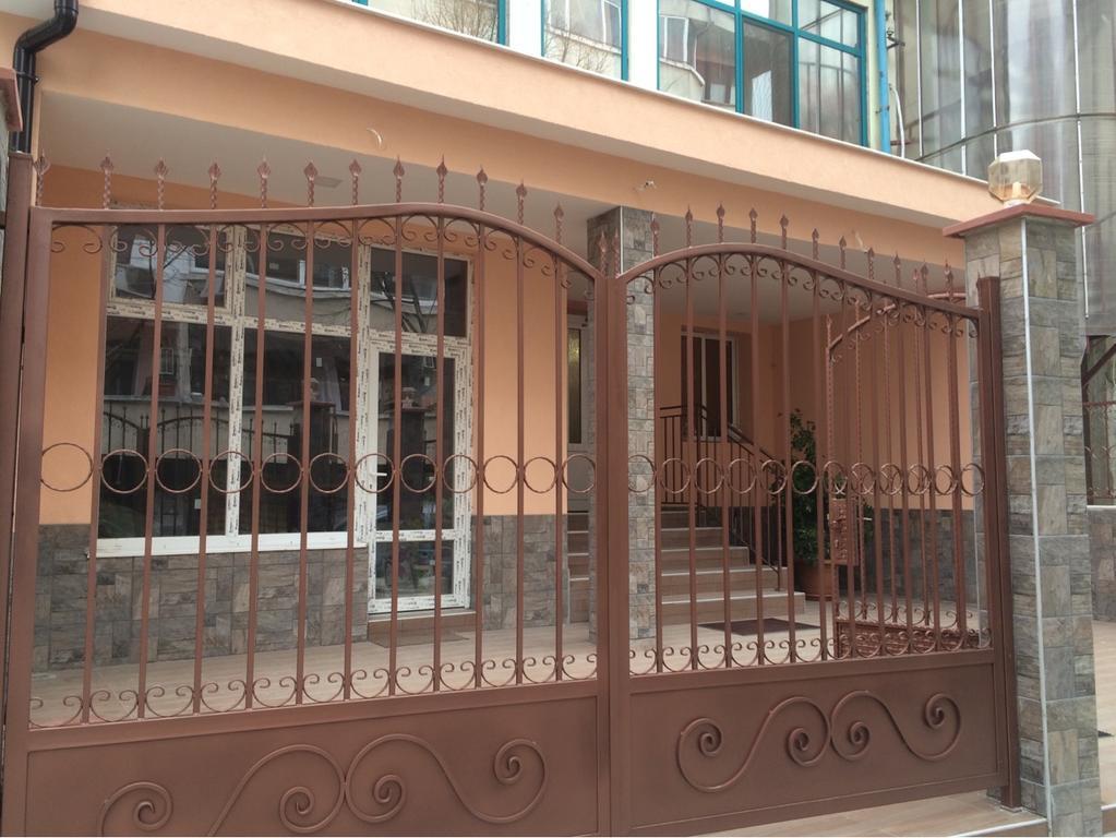 White Rose Guest Rooms Burgas Exterior foto